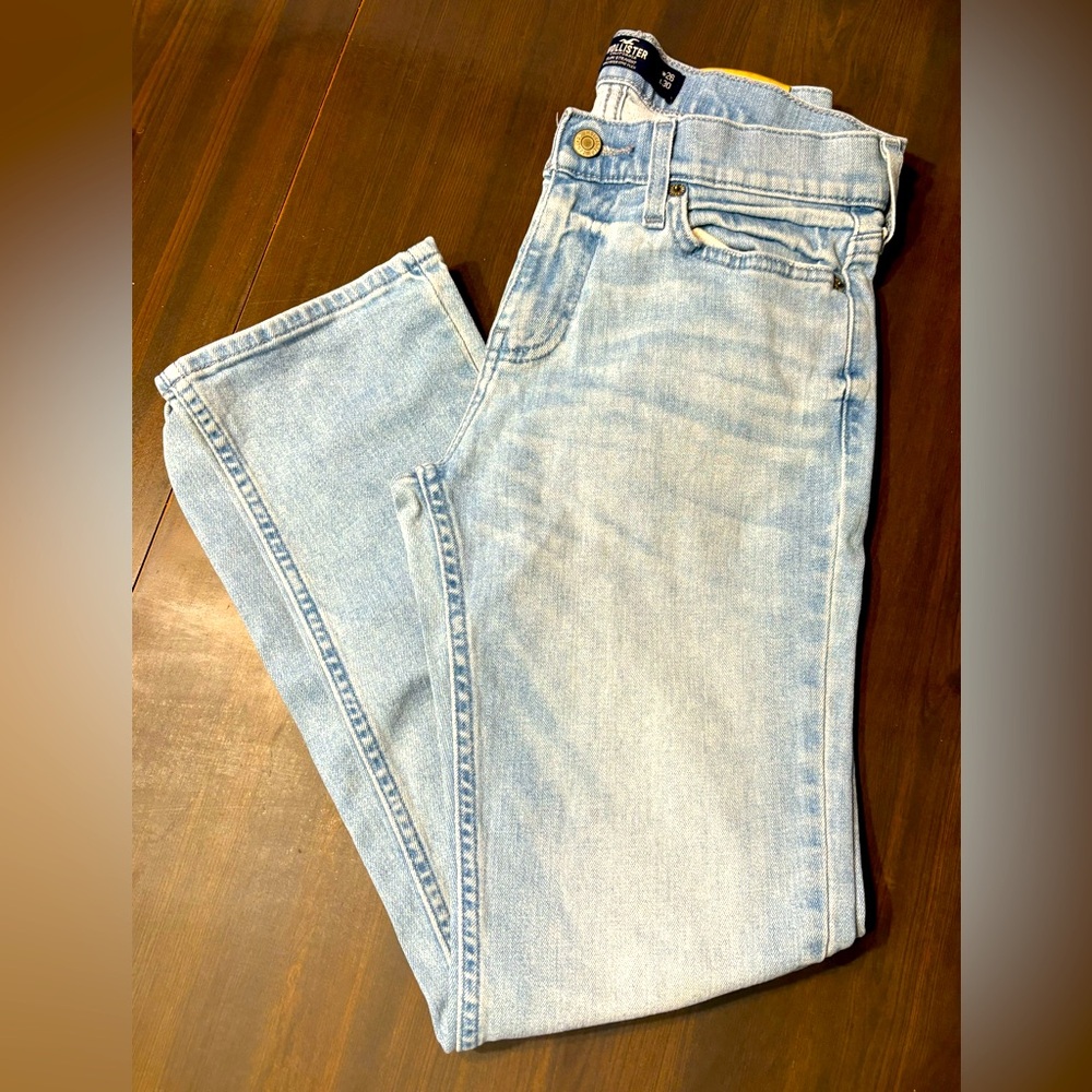Hollister Jeans - Gently Worn